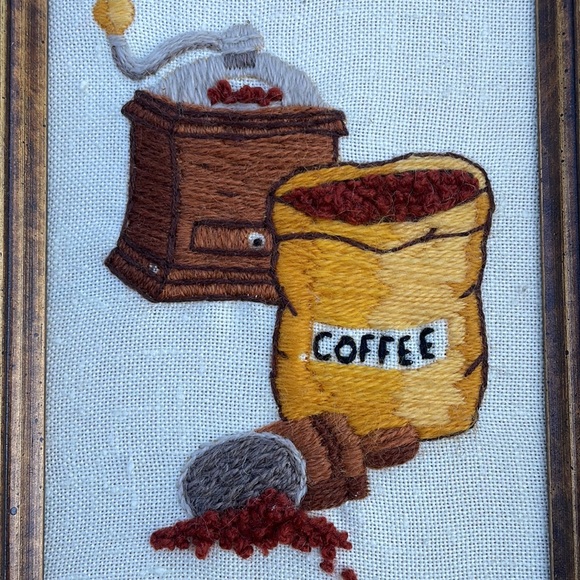 Crewel art frame needlework kitchen coffee grannycore  fall kitsch 70s vtg - Picture 7 of 12